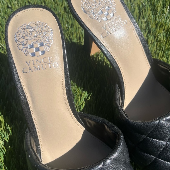 Vince Camuto Black Quilted Women's Heels NWT Size 8 - Picture 2 of 4